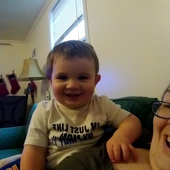 Meet your Posher, Katie - Picture 1 of 1